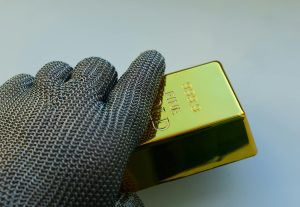 Teaching Crisis Management: Handling Unexpected Business Disruptions