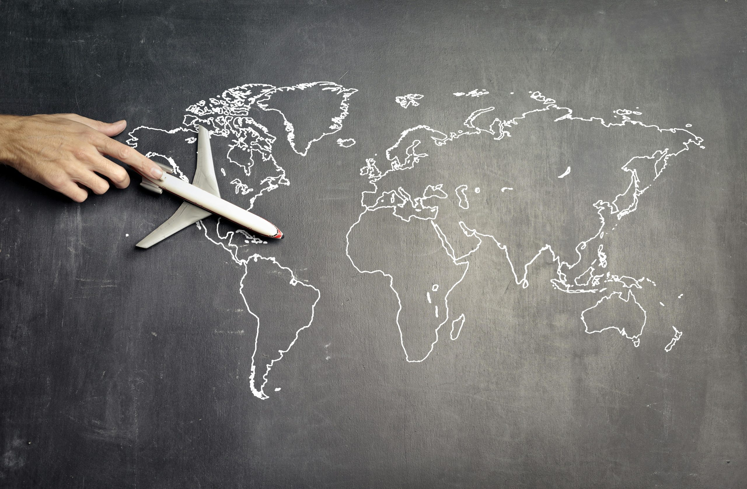 The Traveler's Dilemma: When to Plan and When to Wander