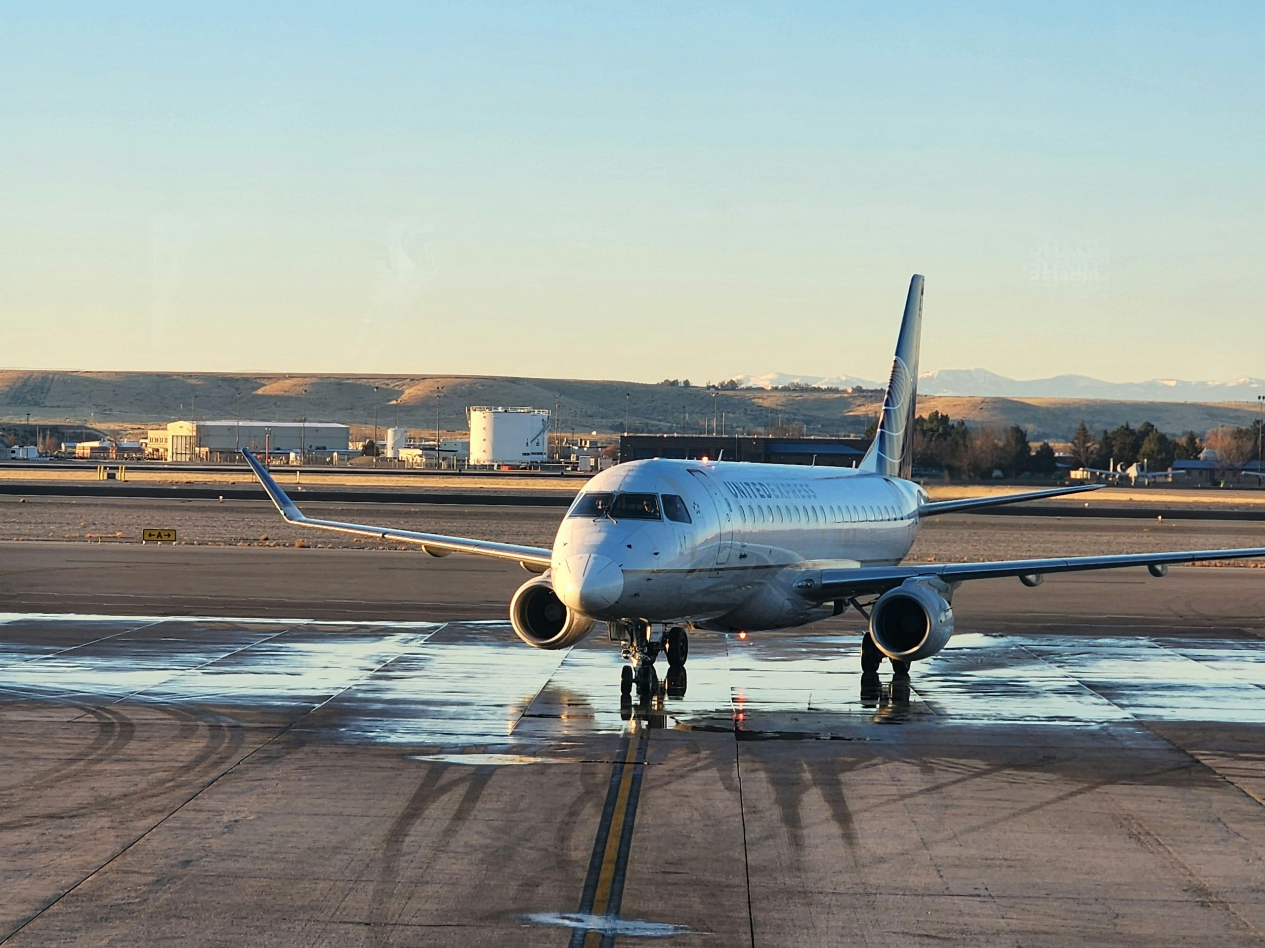 Decoding Airline Loyalty Programs: Flying First Class Affordably